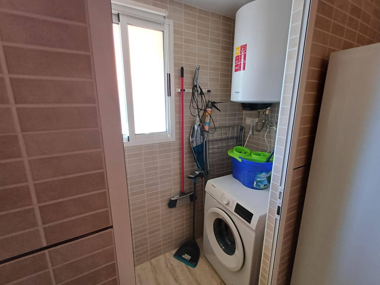 1 bedroom Apartment for rent in Benidorm with pool garage - € 1,000 (Ref: 8691188)