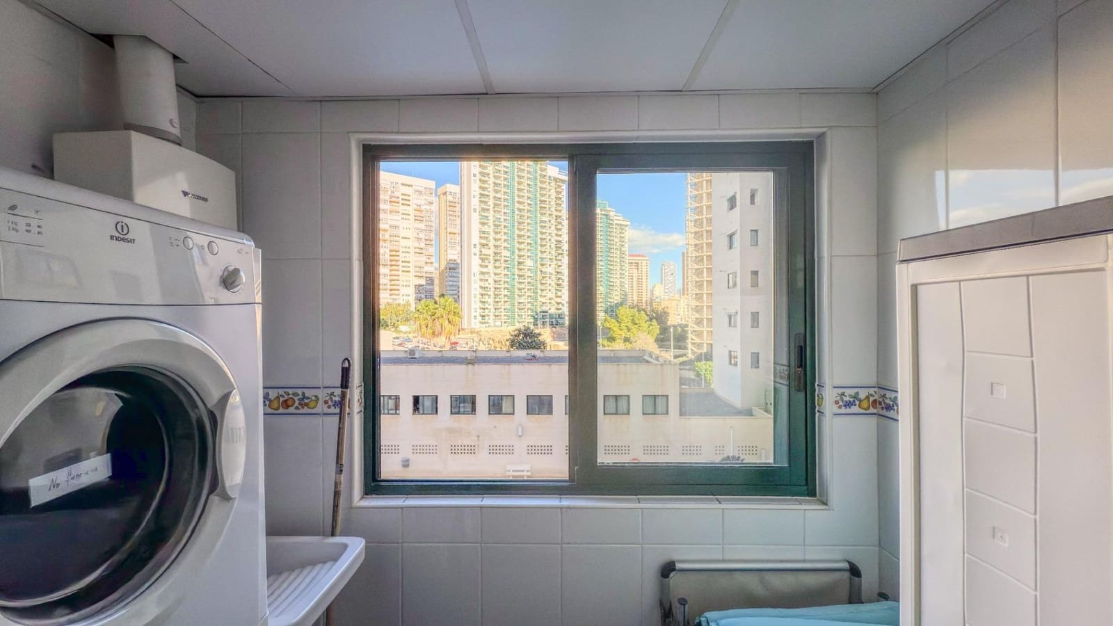 2 bedroom Apartment for rent in La Villajoyosa / Vila Joiosa - € 1,200 (Ref: 8691189)