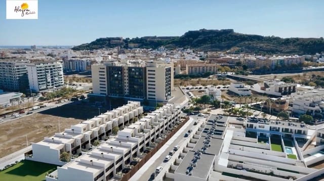 4 bedroom Terraced Villa for sale in Sagunto / Sagunt - € 345,000 (Ref: 8702637)