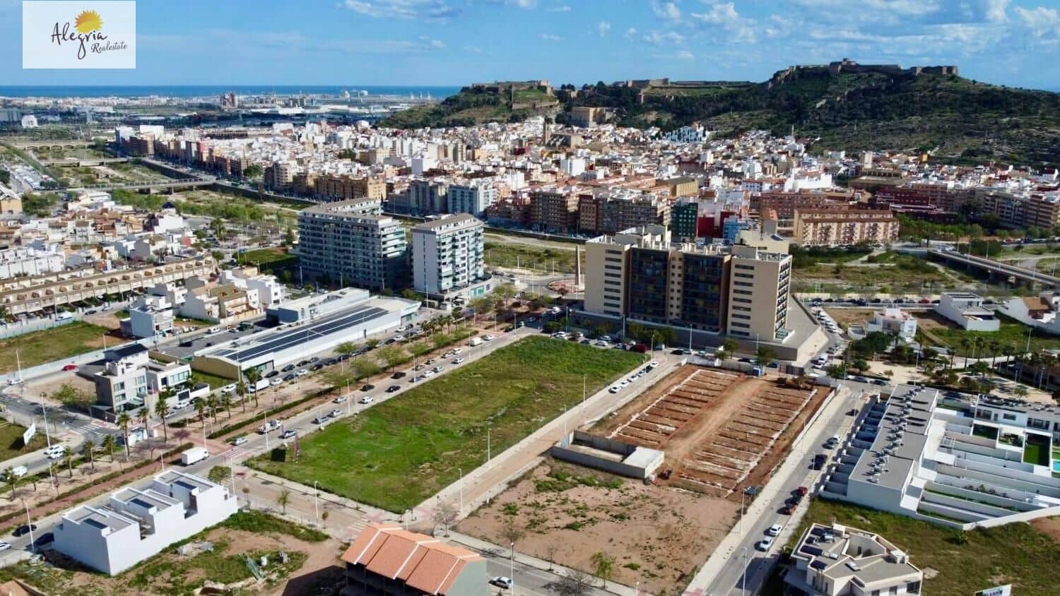 4 sypialnia Dom szeregowy na sprzedaż w Sagunto / Sagunt - 345 000 € (Ref: 8702637)