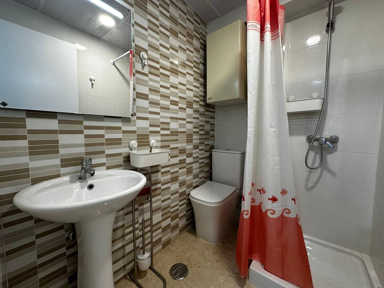 Studio til leie i Alicante by - € 500 (Ref: 8706966)