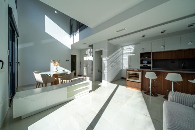 3 camera da letto Villa in vendita in Lomas de Cabo Roig - Los Dolses, Orihuela con piscina - 550.000 € (Rif: 8729911)