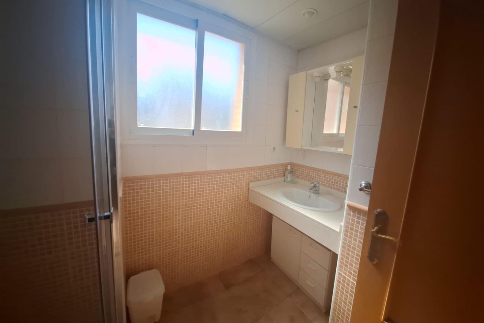 2 soveværelse Lejlighed til leje i La Villajoyosa / Vila Joiosa med swimmingpool - € 1.200 (Ref: 8735575)