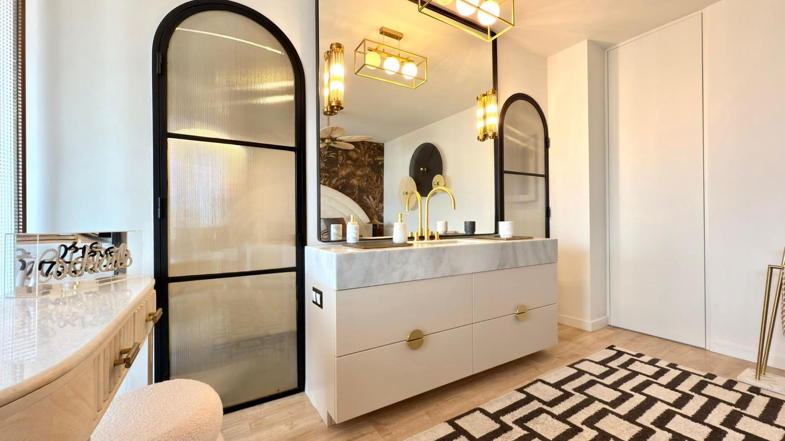 3 sypialnia Penthouse na sprzedaż w Miasto Alicante / Alacant z basenem garażem - 875 000 € (Ref: 8757975)