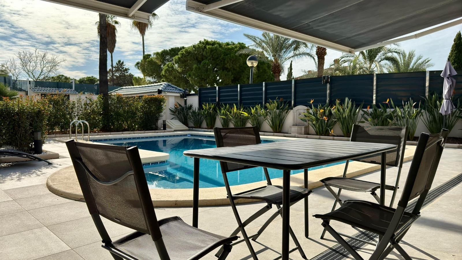 5 bedroom Villa for sale in San Juan de Alicante / Sant Joan d'Alacant with pool garage - € 1,499,000 (Ref: 8757979)