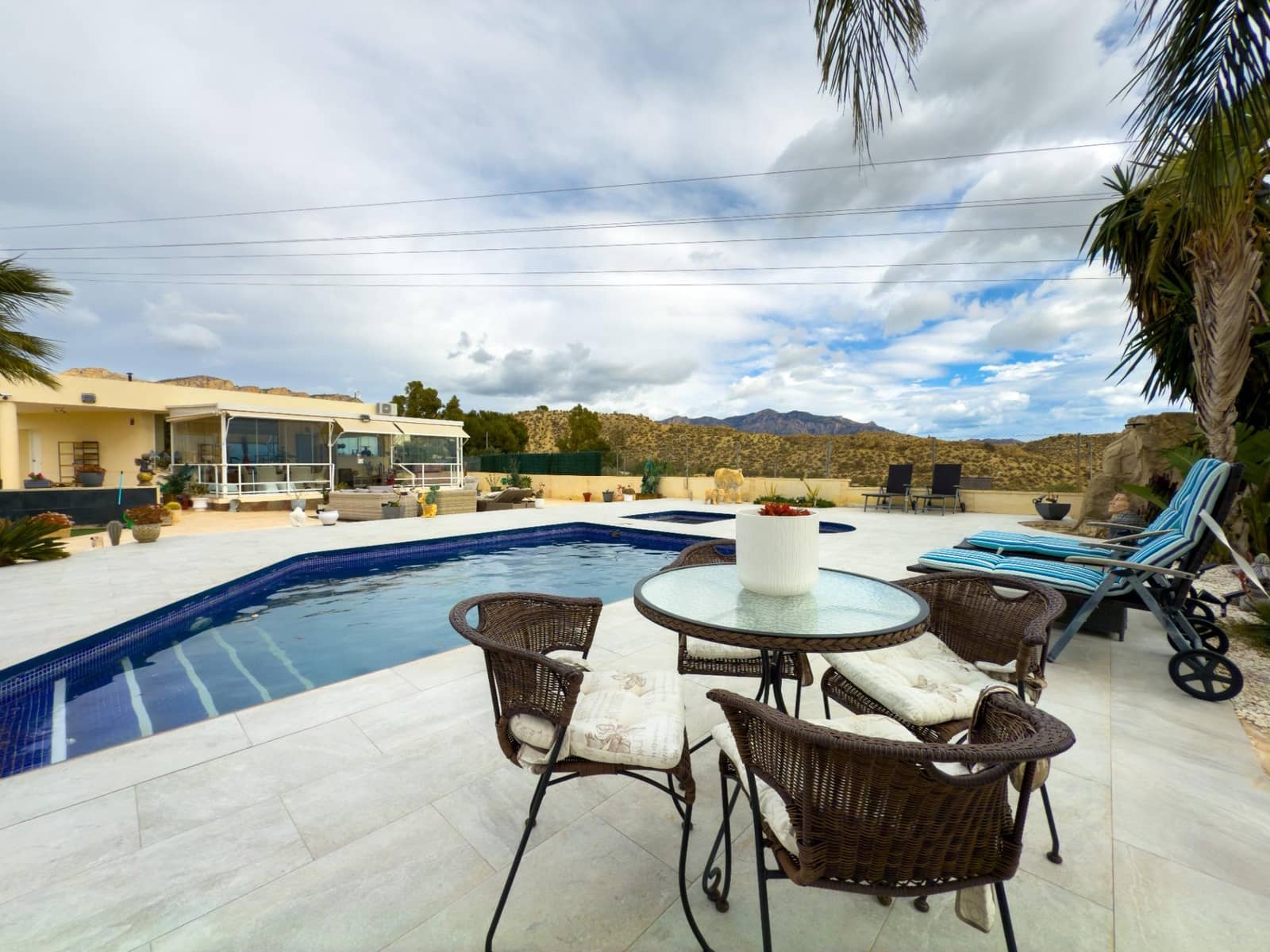 5 soverom Villa til salgs i Jijona / Xixona med svømmebasseng - € 469 000 (Ref: 8786724)