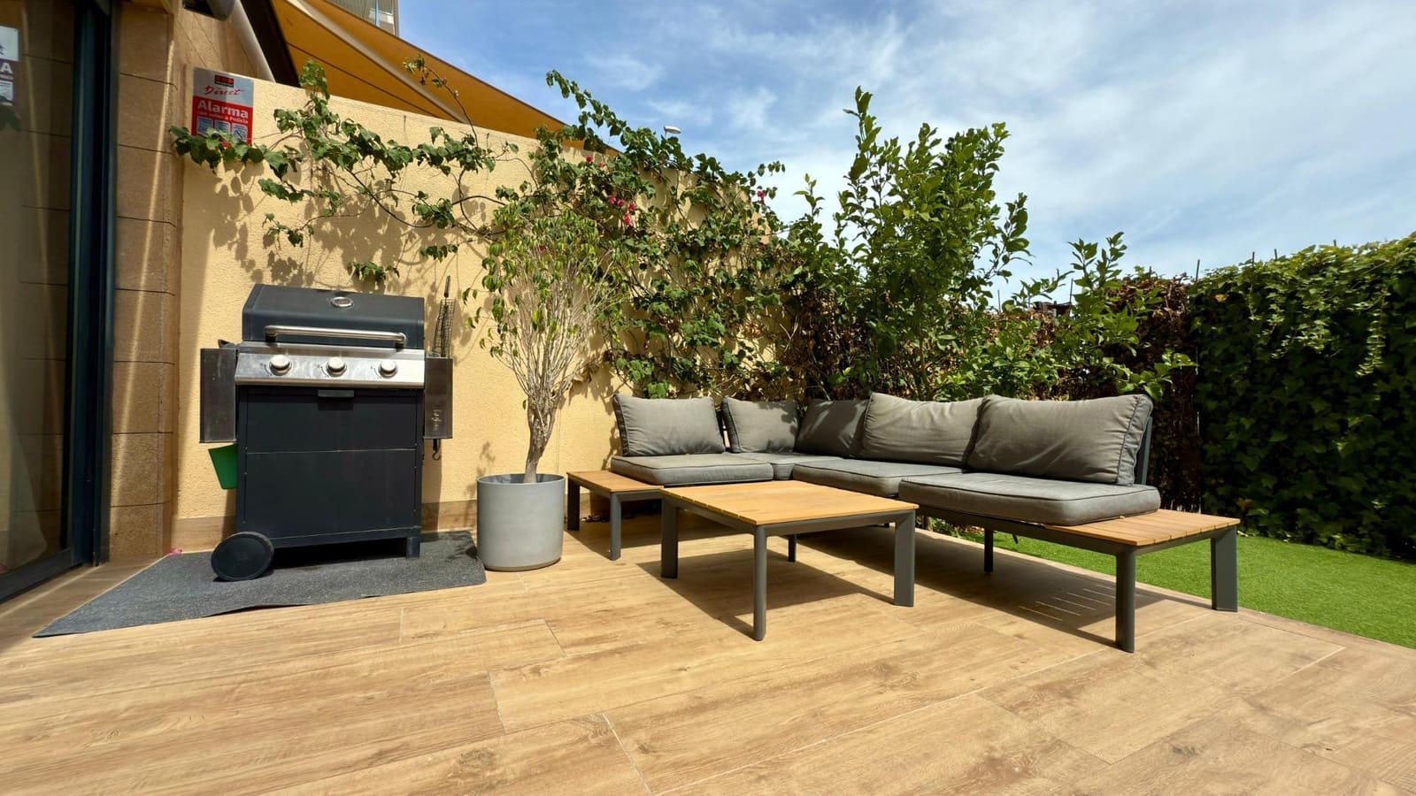 2 quarto Apartamento para arrendar em La Villajoyosa / Vila Joiosa com piscina - 2 300 € (Ref: 8802168)