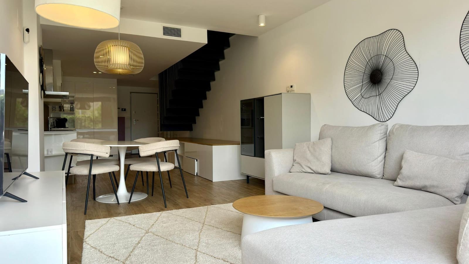 2 quarto Apartamento para arrendar em La Villajoyosa / Vila Joiosa com piscina - 2 300 € (Ref: 8802168)