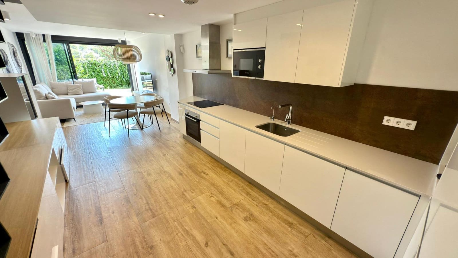 2 quarto Apartamento para arrendar em La Villajoyosa / Vila Joiosa com piscina - 2 300 € (Ref: 8802168)