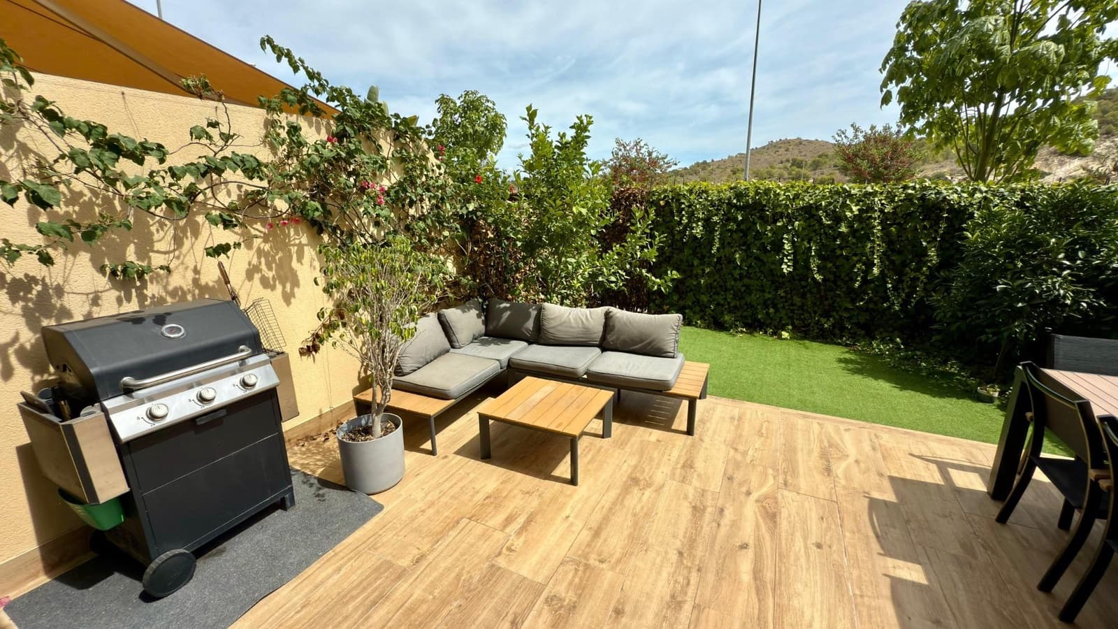 2 quarto Apartamento para arrendar em La Villajoyosa / Vila Joiosa com piscina - 2 300 € (Ref: 8802168)