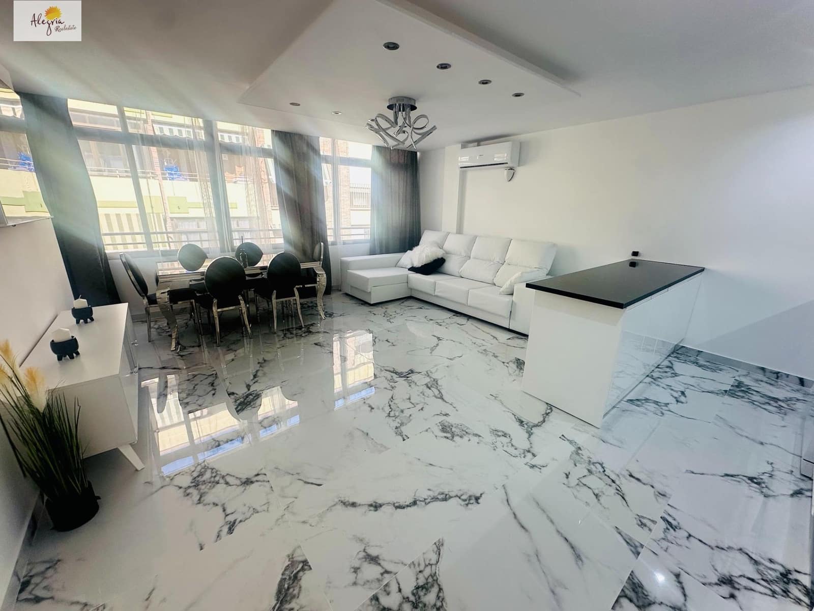 3 bedroom Apartment for rent in Alicante / Alacant city - € 1,400 (Ref: 8825259)