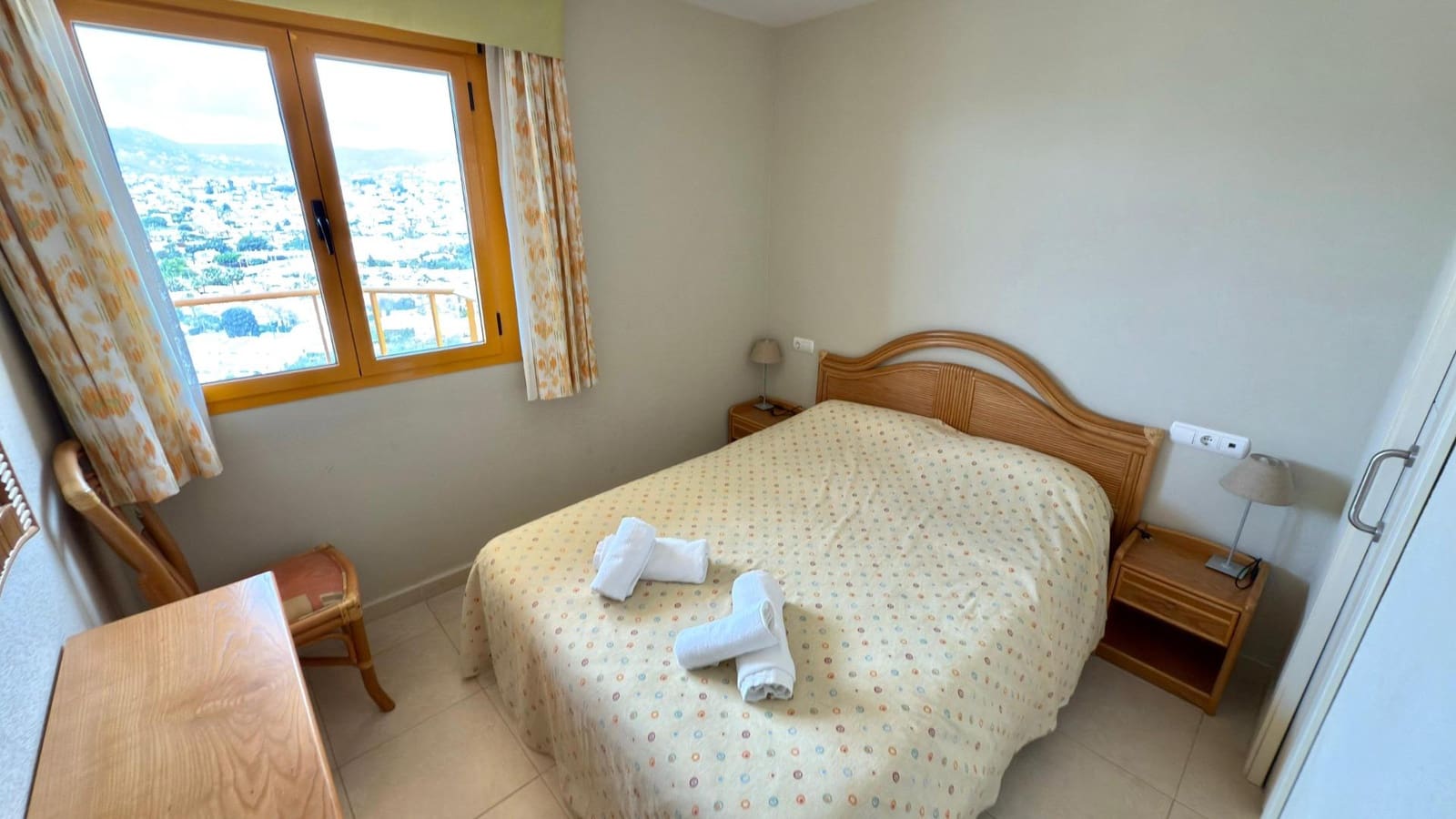 2 bedroom Apartment for rent in Calpe / Calp with pool garage - € 1,300 (Ref: 8827913)