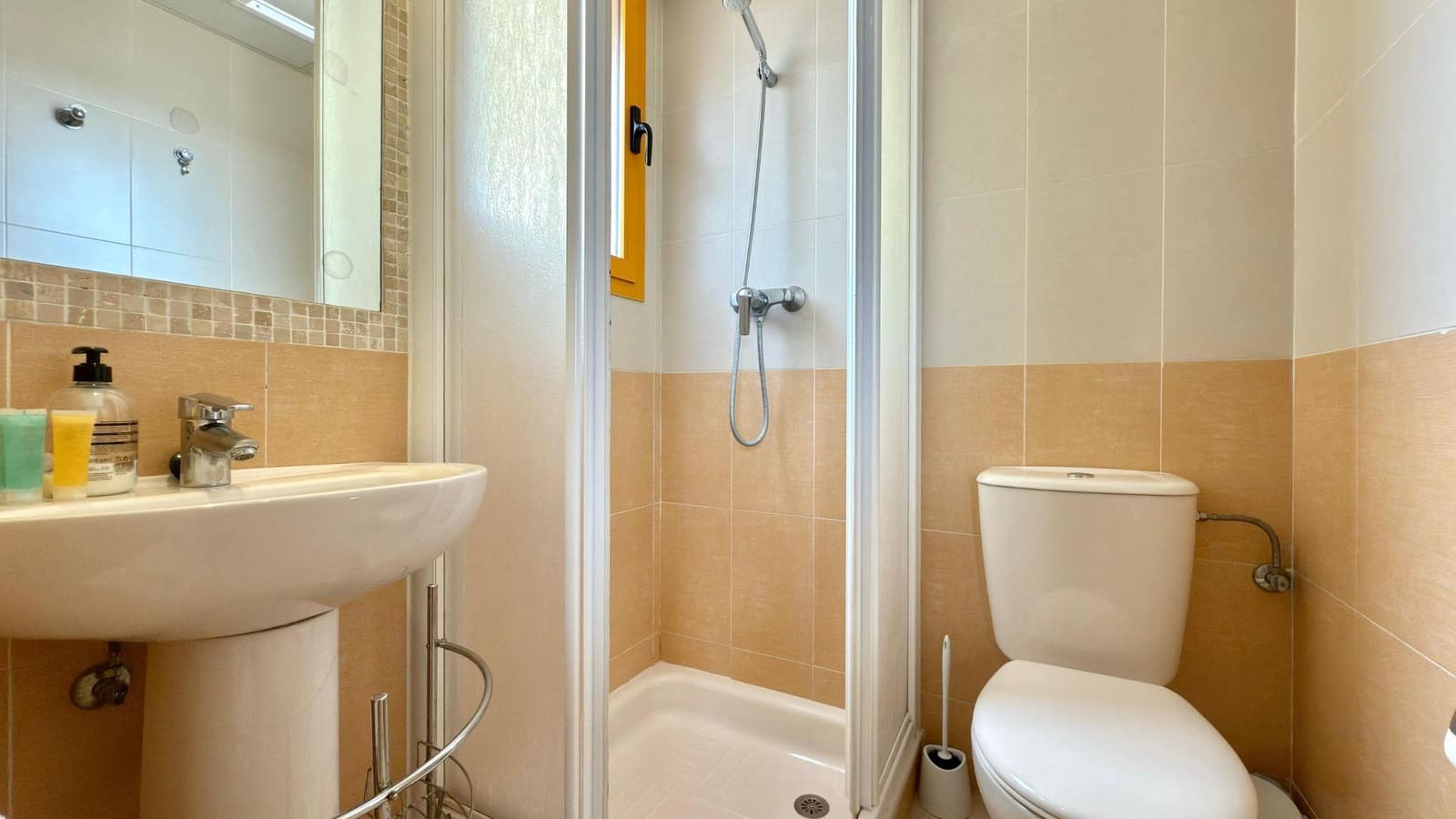 2 bedroom Apartment for rent in Calpe / Calp with pool garage - € 1,300 (Ref: 8827913)