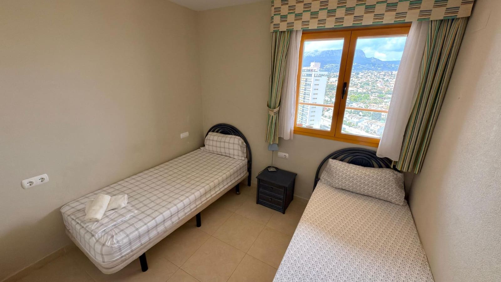 2 bedroom Apartment for rent in Calpe / Calp with pool garage - € 1,300 (Ref: 8827913)