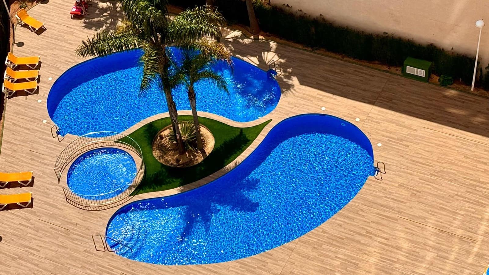2 bedroom Apartment for rent in Calpe / Calp with pool garage - € 1,300 (Ref: 8827913)