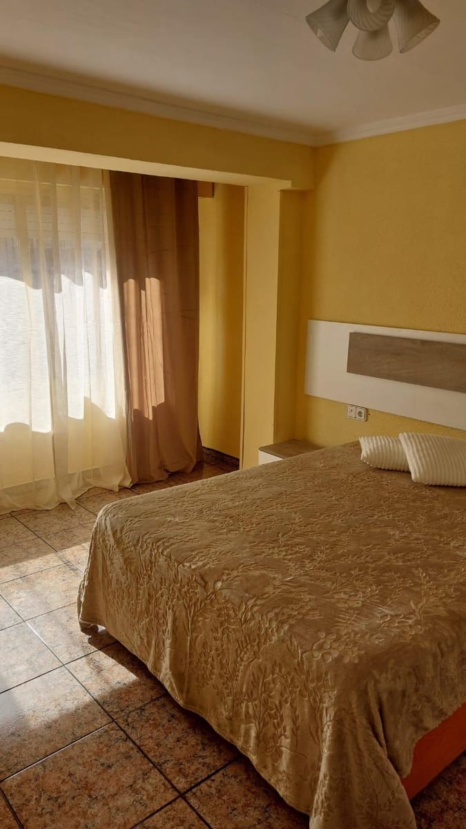 2 Zimmer Apartment zu vermieten in Alicante / Alacant Stadt - 1.100 € (Ref: 8867080)