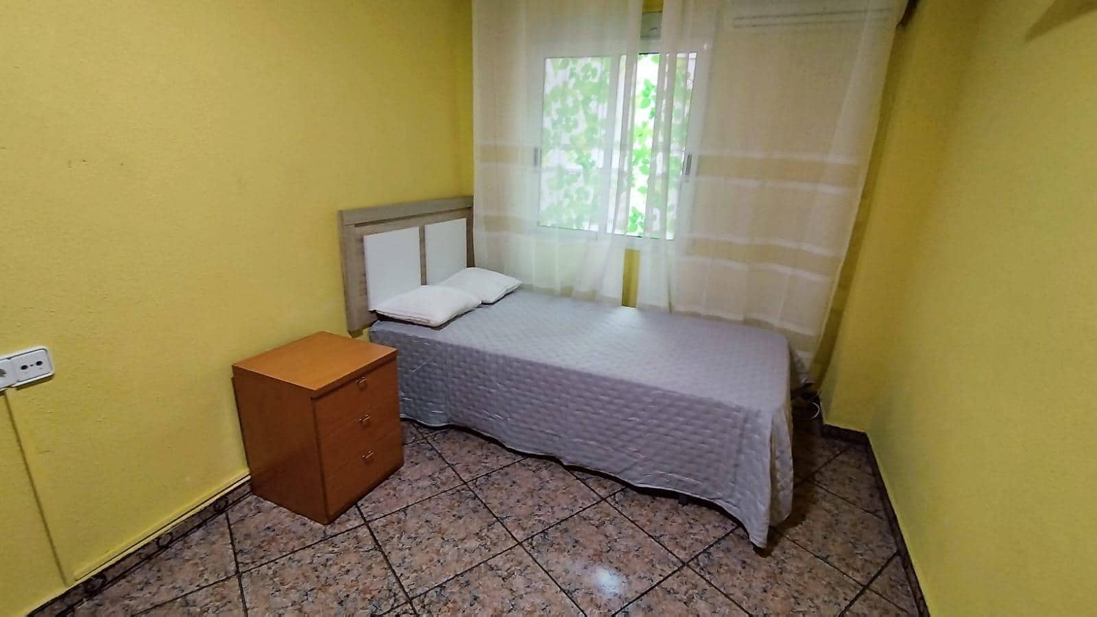 2 Zimmer Apartment zu vermieten in Alicante / Alacant Stadt - 1.100 € (Ref: 8867080)