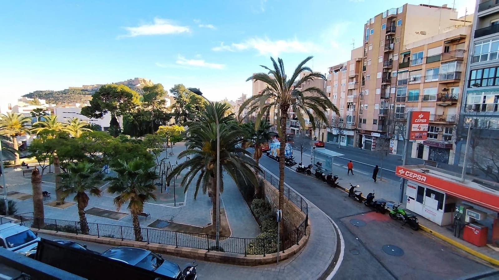 2 Zimmer Apartment zu vermieten in Alicante / Alacant Stadt - 1.100 € (Ref: 8867080)