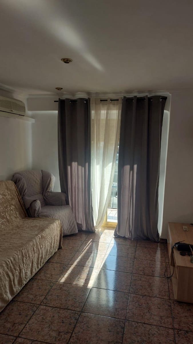 2 bedroom Apartment for rent in Alicante / Alacant city - € 1,100 (Ref: 8867080)