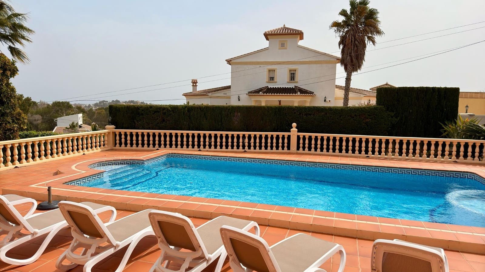 5 quarto Moradia para venda em Calpe / Calp com piscina garagem - 670 000 € (Ref: 8880139)