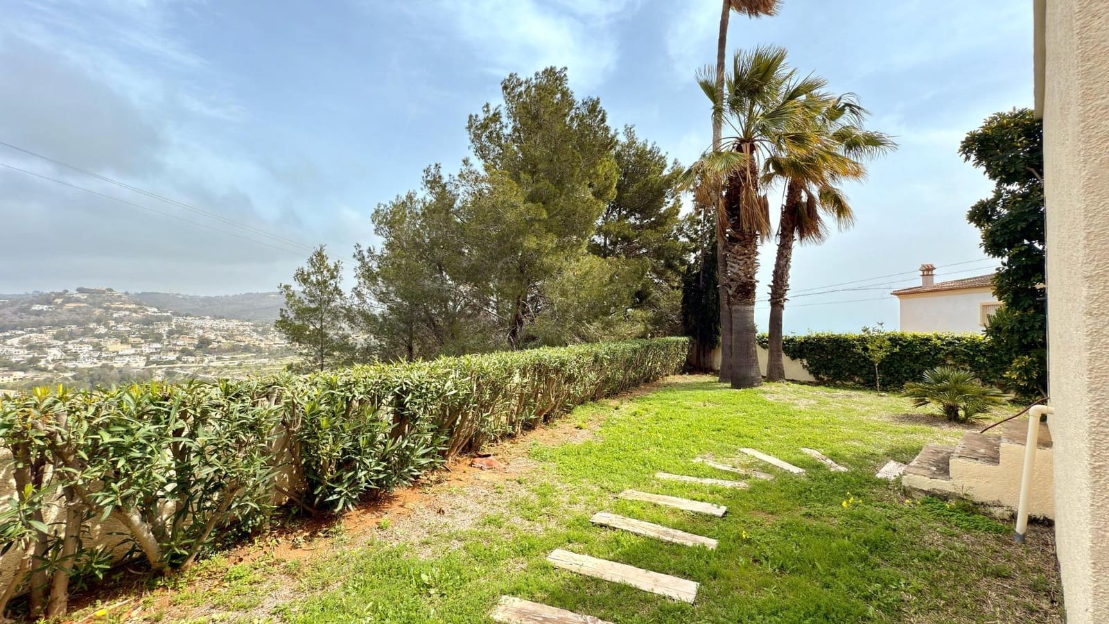 5 quarto Moradia para venda em Calpe / Calp com piscina garagem - 670 000 € (Ref: 8880139)