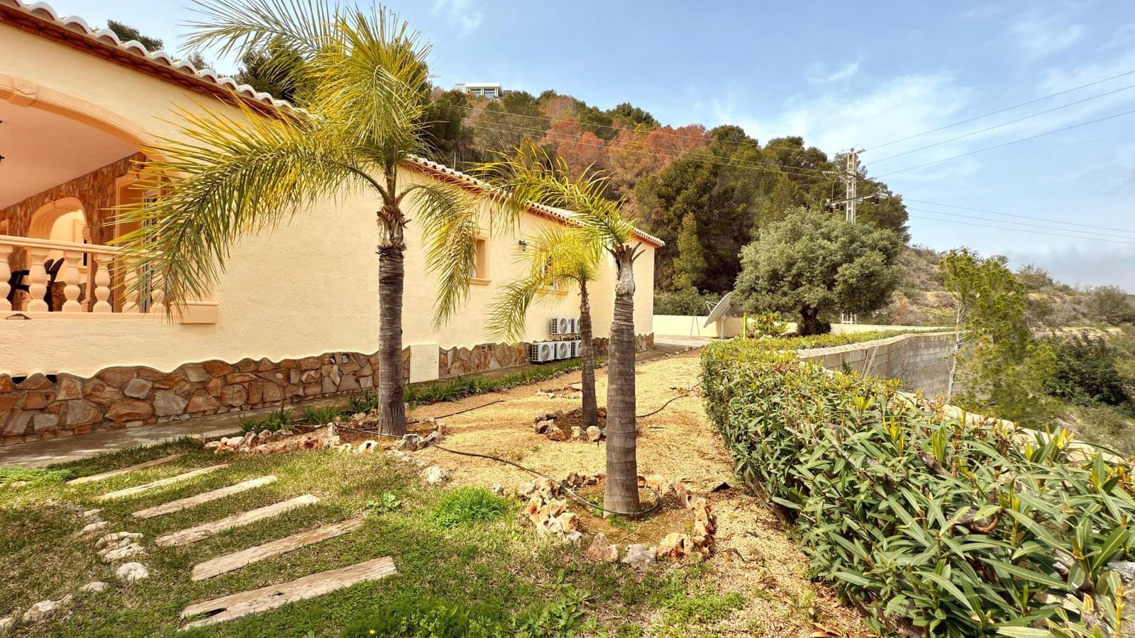 5 quarto Moradia para venda em Calpe / Calp com piscina garagem - 670 000 € (Ref: 8880139)