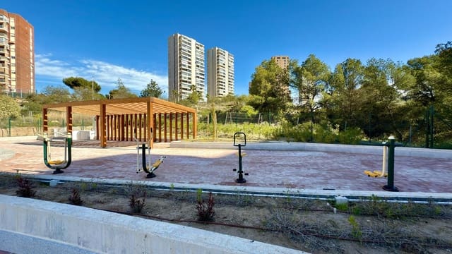 2 makuuhuone Huoneisto vuokrattavana paikassa Benidorm mukana uima-altaan - 2 100 € (Ref: 8886153)