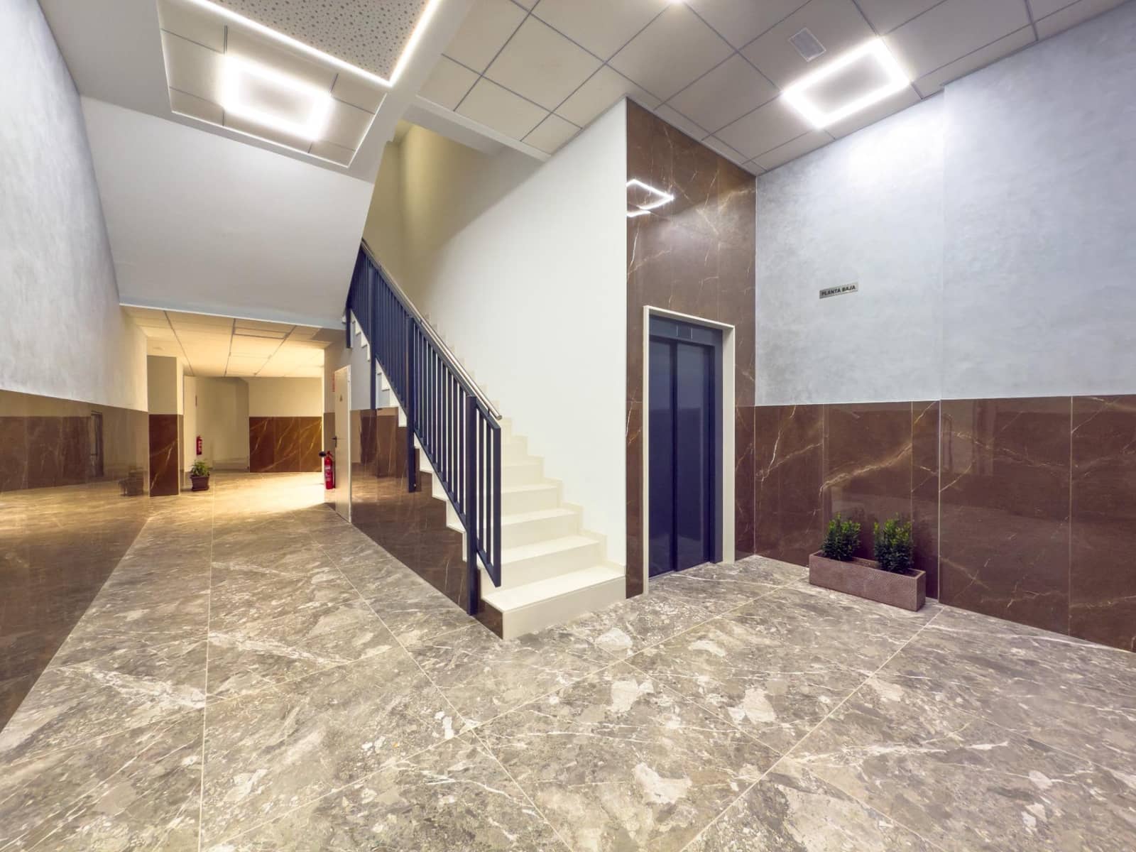 Appartement de 1 chambre à louer à Alicante ville avec piscine - 1 500 € (Ref: 8897025)