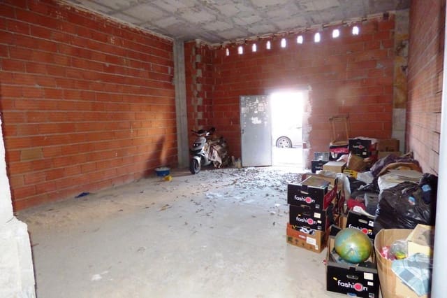 Kommersiell till salu i Playa de San Juan, Alicante stad - 186 000 € (Ref: 8915336)