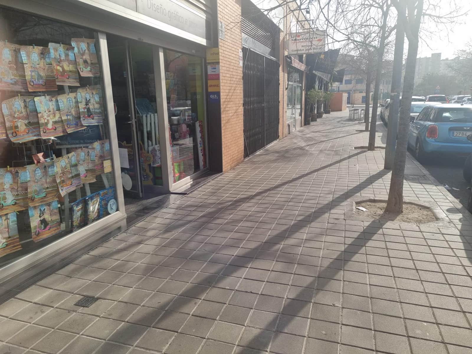 Commercieel te koop in Playa de San Juan - € 186.000 (Ref: 8915336)