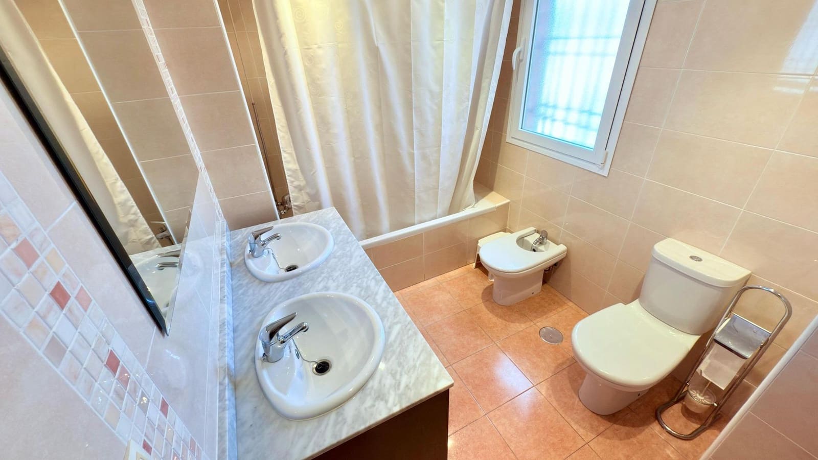 6 bedroom Villa for sale in Muchamiel / Mutxamel with pool garage - € 740,000 (Ref: 8915337)