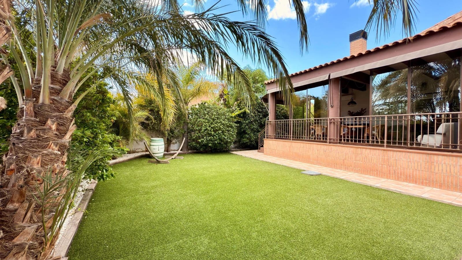 6 bedroom Villa for sale in Muchamiel / Mutxamel with pool garage - € 740,000 (Ref: 8915337)