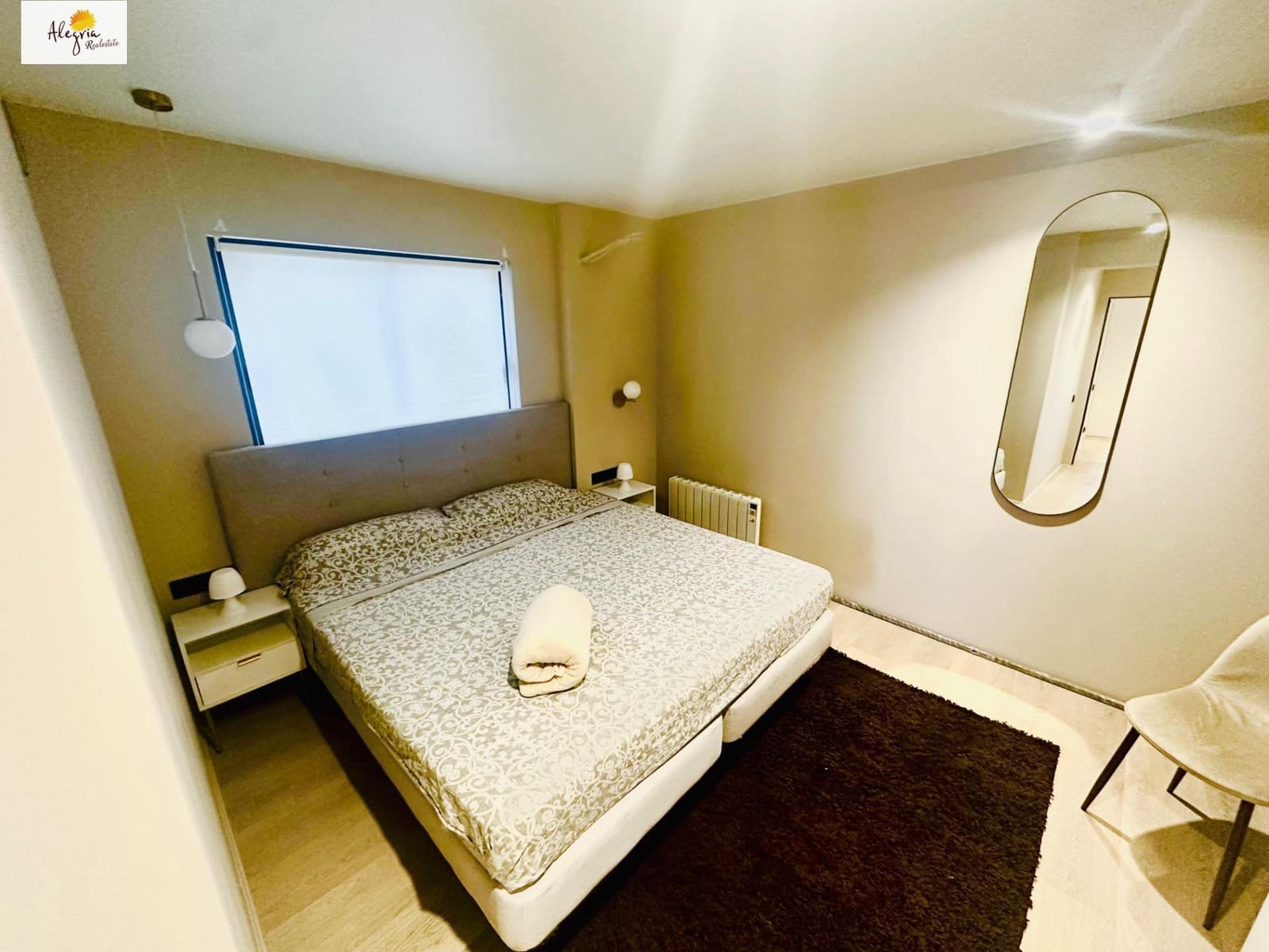 2 makuuhuone Huoneisto myytävänä paikassa Alicante kaupunki - 381 000 € (Ref: 8921360)