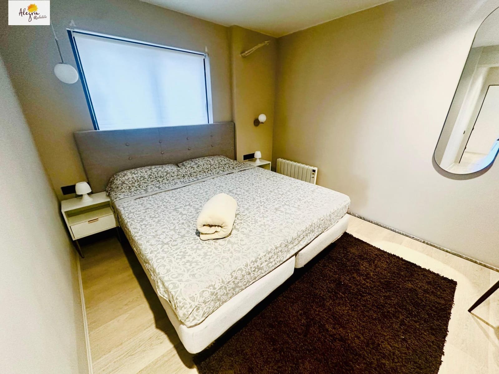 2 makuuhuone Huoneisto myytävänä paikassa Alicante kaupunki - 381 000 € (Ref: 8921360)