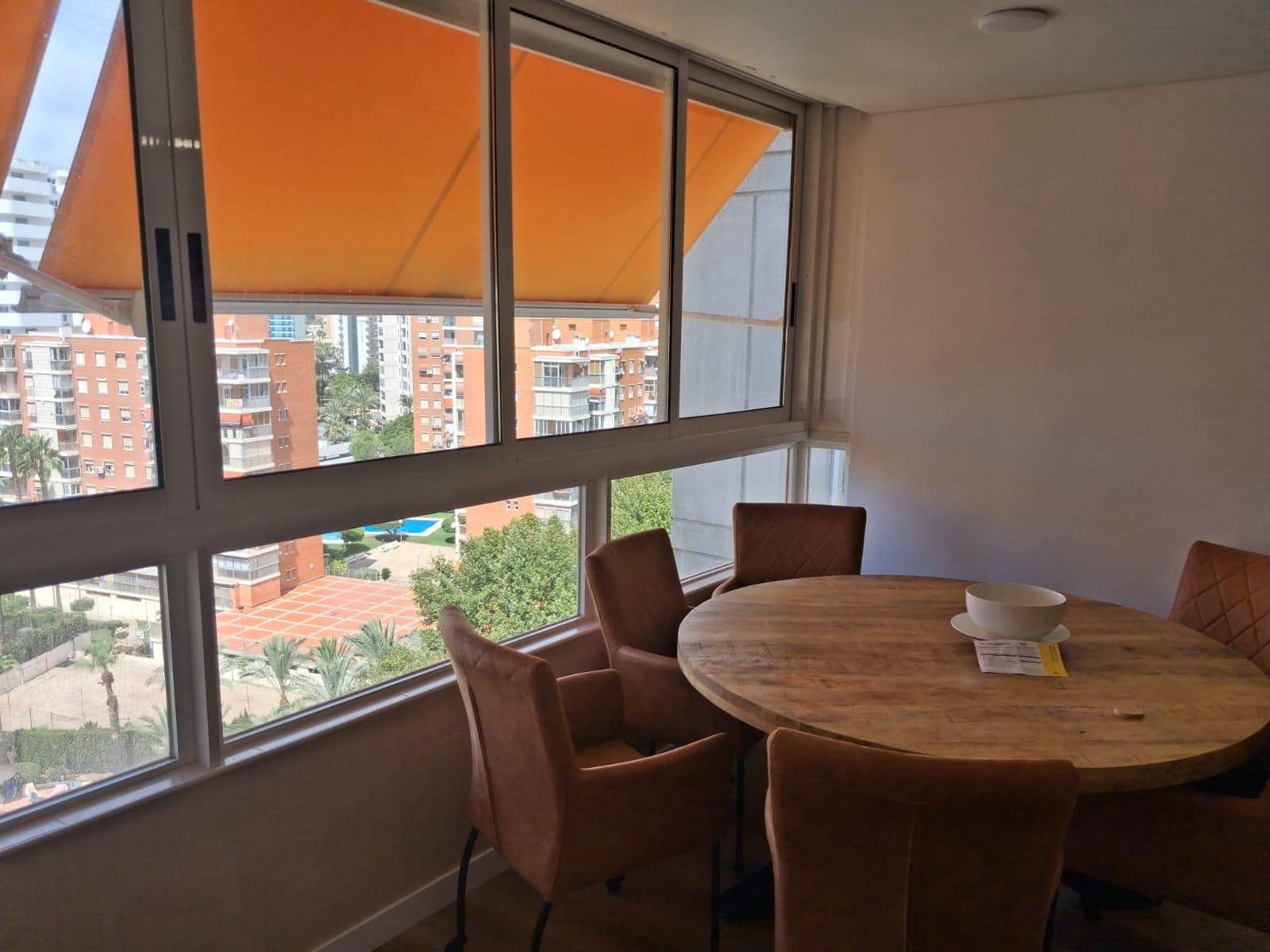 2 makuuhuone Huoneisto vuokrattavana paikassa Benidorm mukana uima-altaan 
autotalli - 1 500 € (Ref: 8924139)