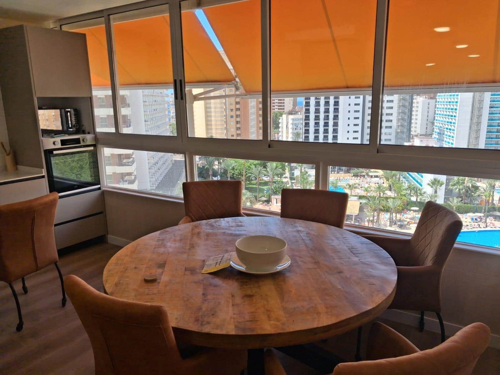 2 makuuhuone Huoneisto vuokrattavana paikassa Benidorm mukana uima-altaan 
autotalli - 1 500 € (Ref: 8924139)