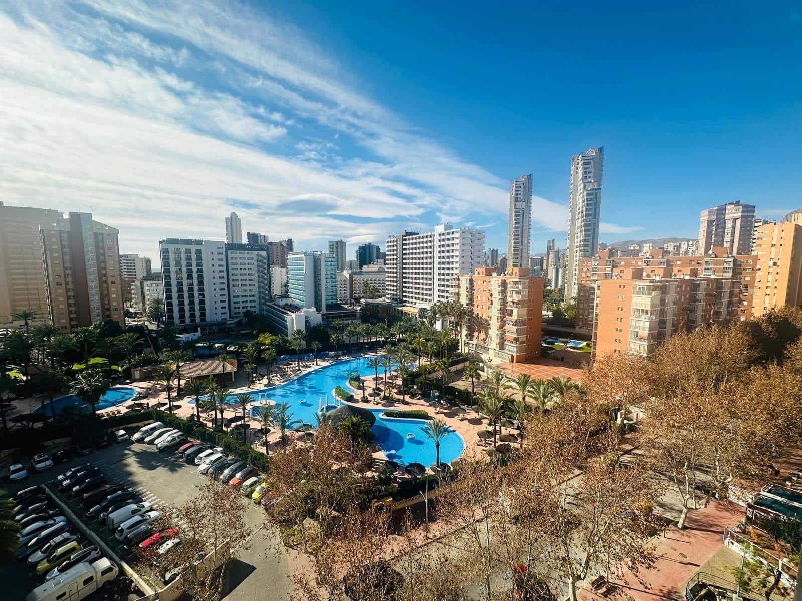 2 makuuhuone Huoneisto vuokrattavana paikassa Benidorm mukana uima-altaan 
autotalli - 1 500 € (Ref: 8924139)