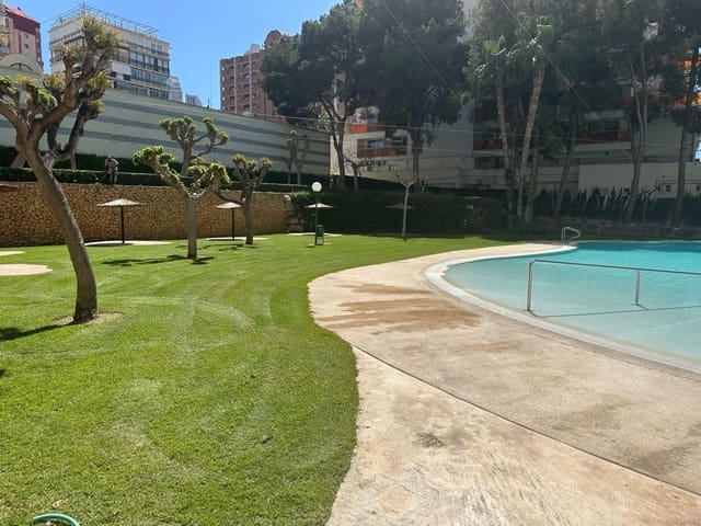 2 slaapkamer Appartement te huur in Rincón de Loix, Benidorm met zwembad garage - € 1.500 (Ref: 8924139)