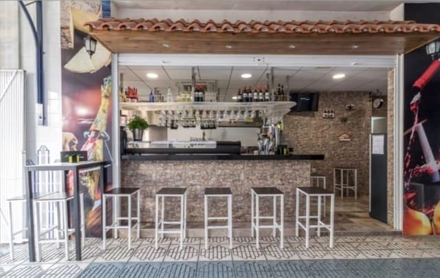 Kommersiell till salu i Playa de San Juan, Alicante stad - 380 000 € (Ref: 8926284)