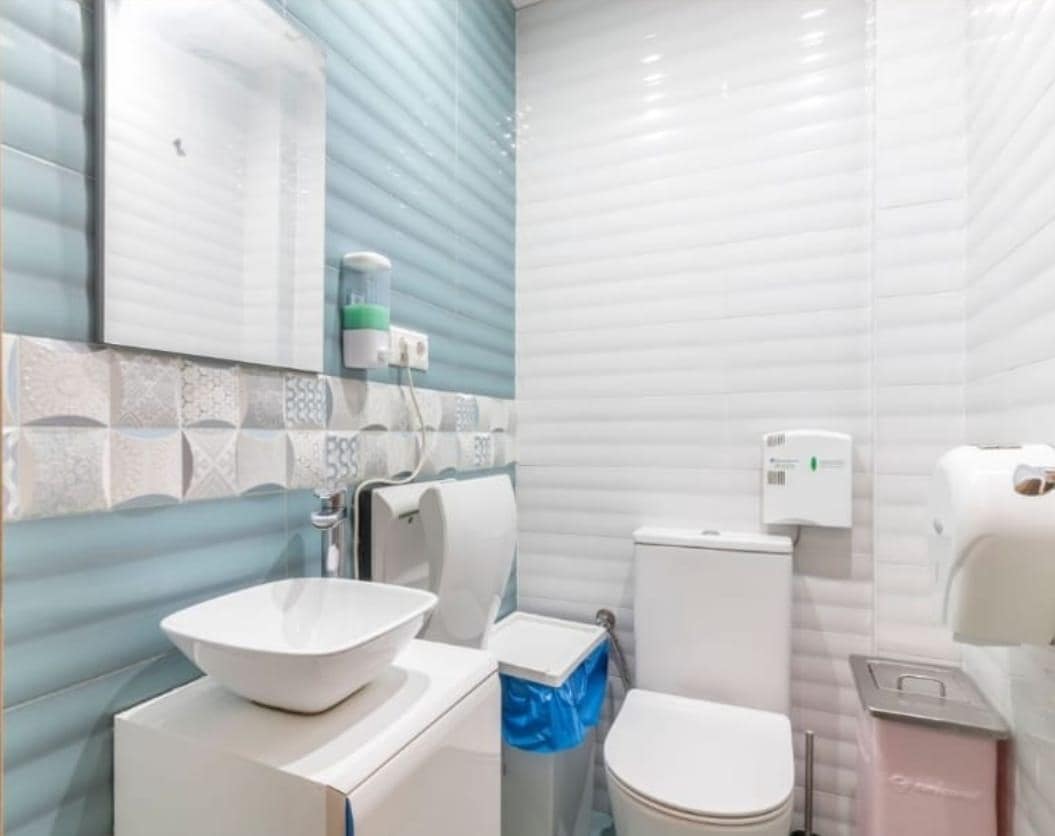 Erhverv til salg i Playa de San Juan - € 380.000 (Ref: 8926284)