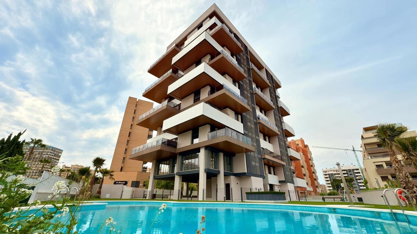 3 soveværelse Lejlighed til salg i Playa de San Juan med swimmingpool - € 548.000 (Ref: 8928902)