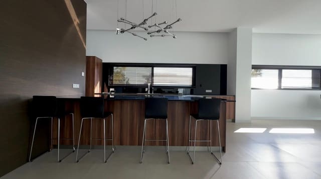 3 sypialnia Willa na sprzedaż w Finestrat z basenem garażem - 2 500 000 € (Ref: 8937112)