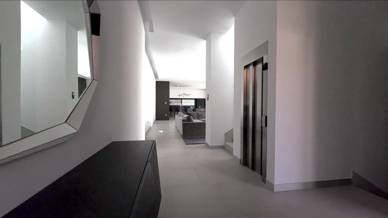 3 sypialnia Willa na sprzedaż w Finestrat z basenem garażem - 2 500 000 € (Ref: 8937112)