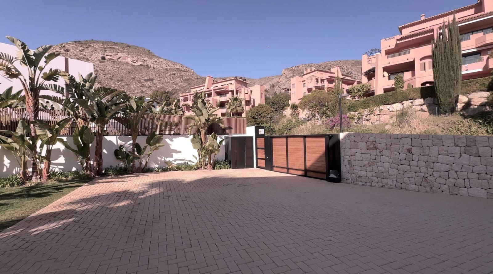 3 sypialnia Willa na sprzedaż w Finestrat z basenem garażem - 2 500 000 € (Ref: 8937112)