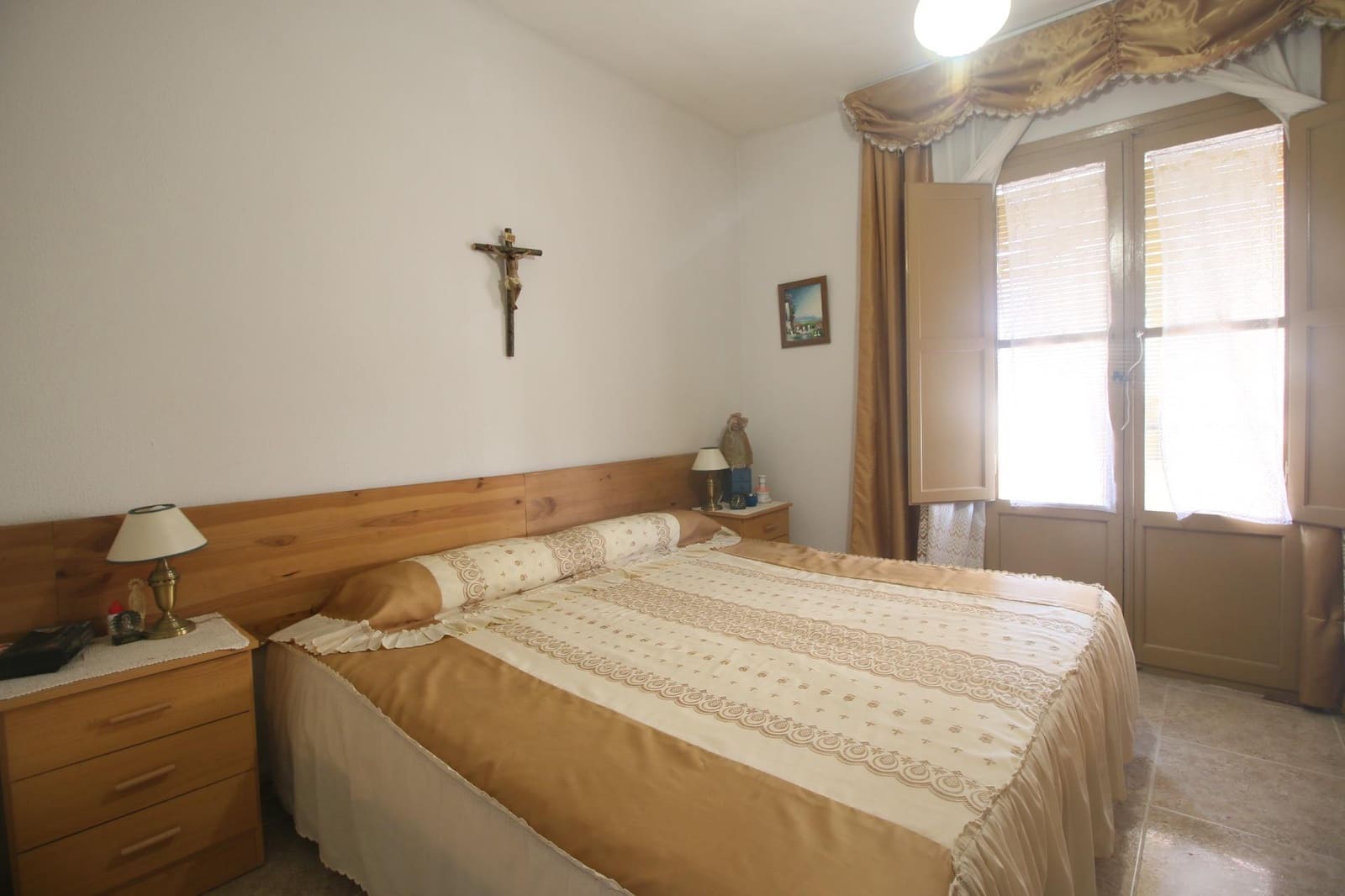 Piso de 3 habitaciones en Alicante / Alacant ciudad en venta - 79.000 € (Ref: 8946817)