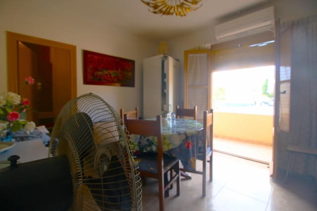 Piso de 3 habitaciones en Alicante / Alacant ciudad en venta - 79.000 € (Ref: 8946817)