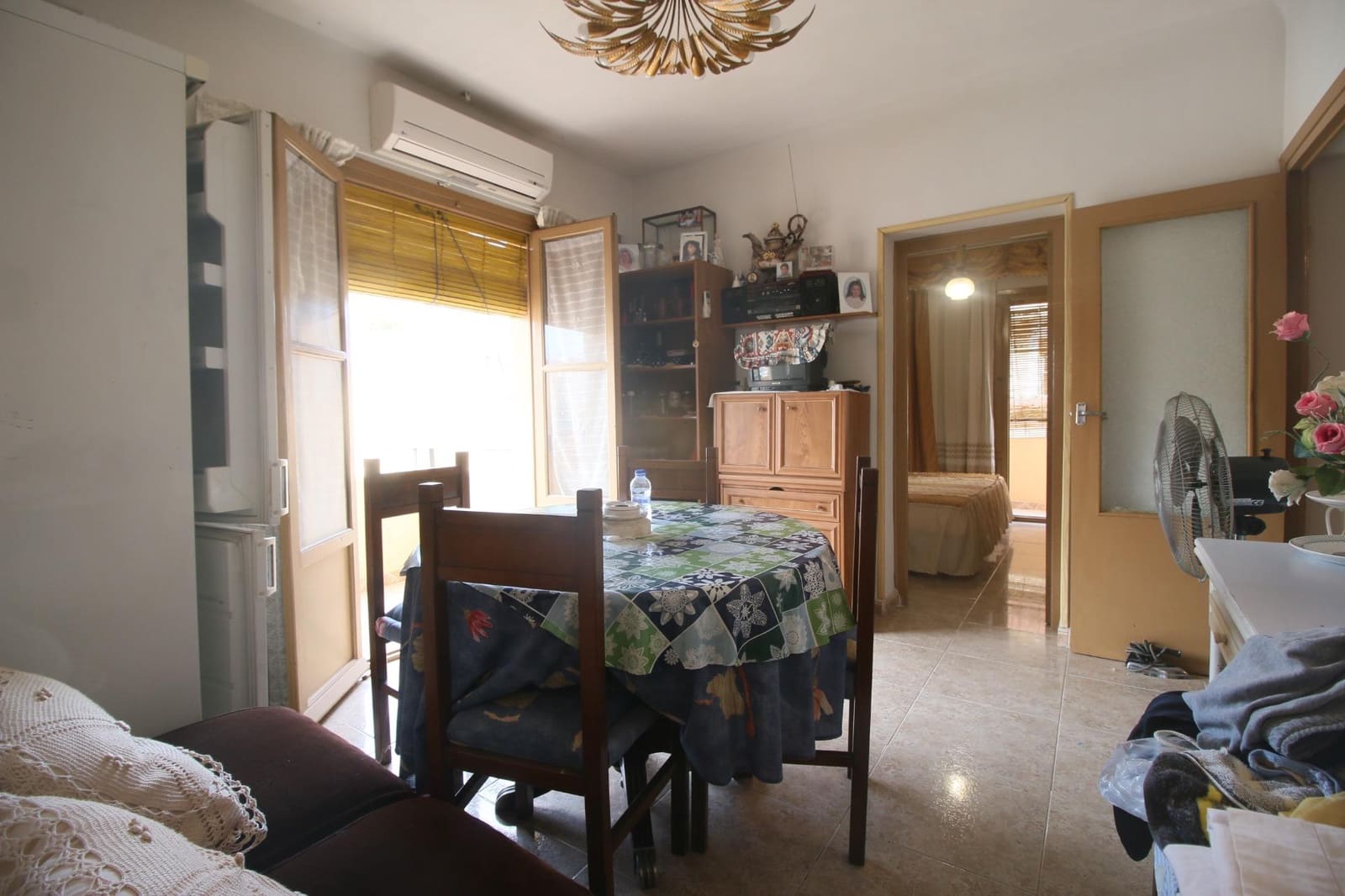 Piso de 3 habitaciones en Alicante / Alacant ciudad en venta - 79.000 € (Ref: 8946817)