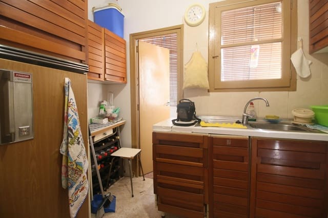 Piso de 3 habitaciones en Alicante / Alacant ciudad en venta - 79.000 € (Ref: 8946817)