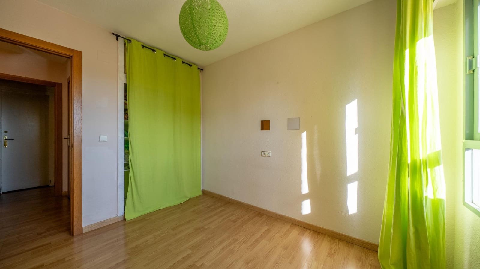 3 camera da letto Appartamento da affittare in Alicante citta - 1.100 € (Rif: 8949039)