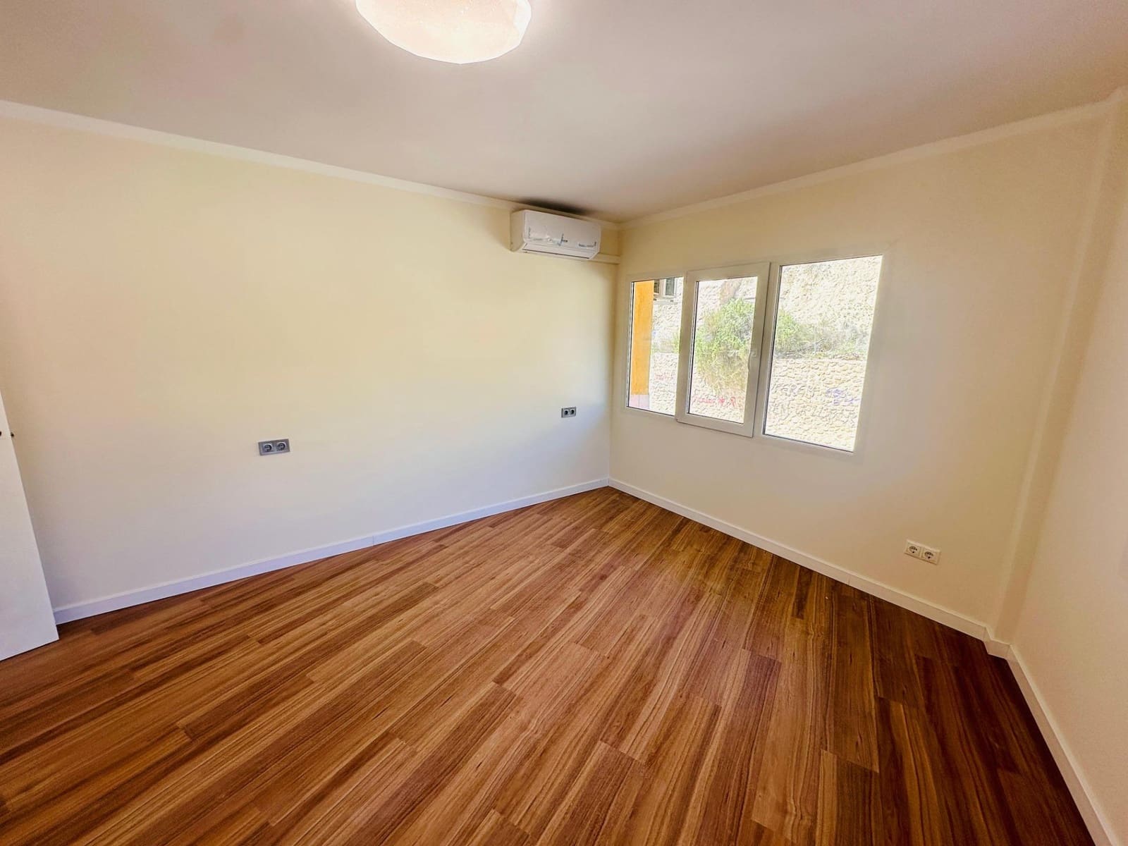 3 soverom Leilighet til salgs i Alicante by - € 252 000 (Ref: 8949042)